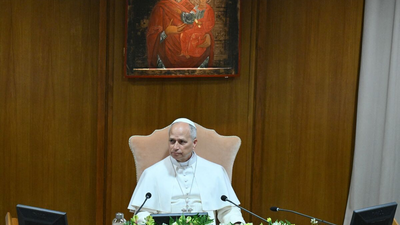 Pope Says AI Should Be Disarmed to Avoid Dominating Humanity