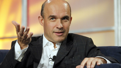 Ex-BlackBerry CEO Urges Canada to Shield Itself From ‘Trump Doctrine’